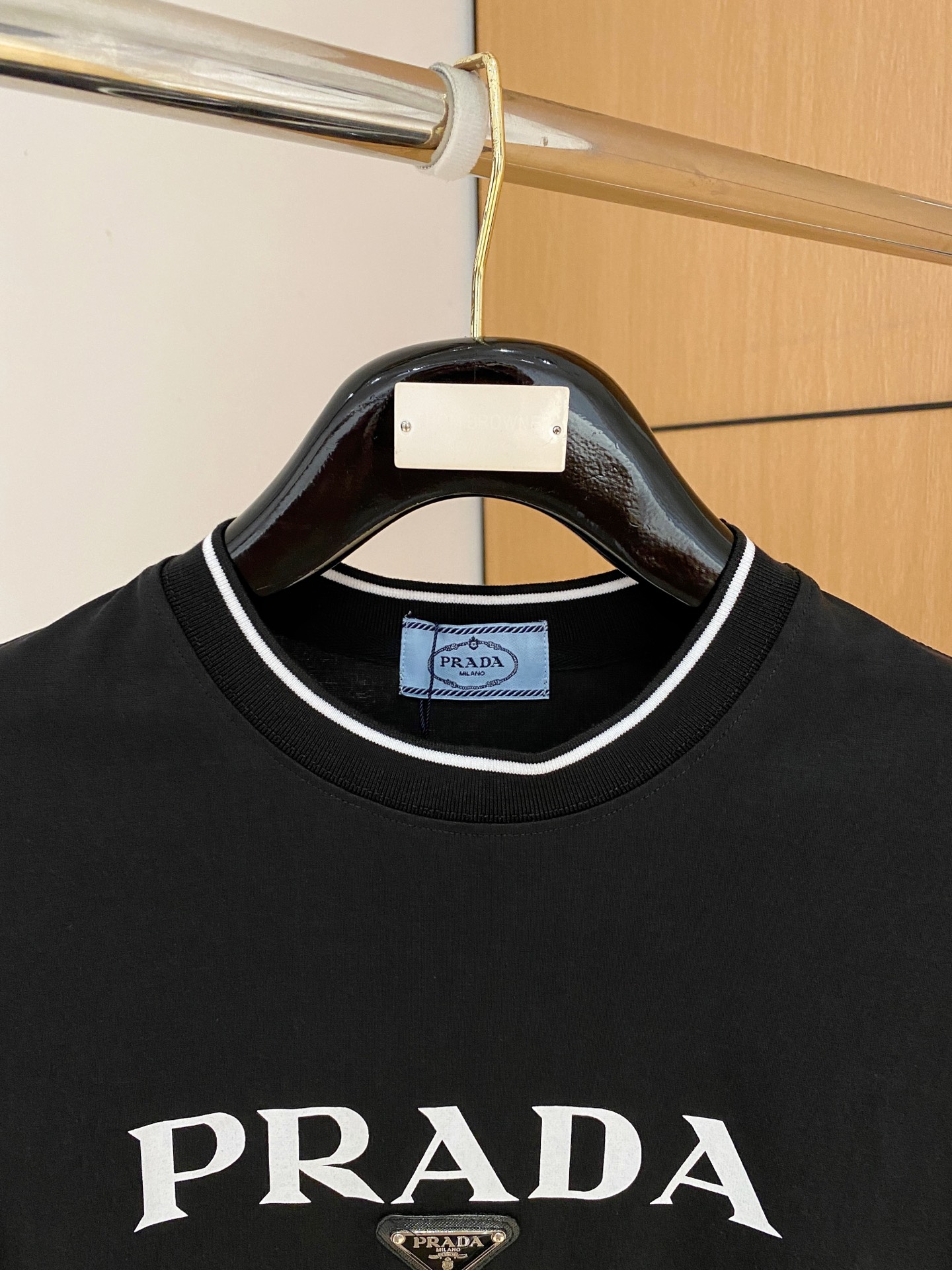 short sleeves